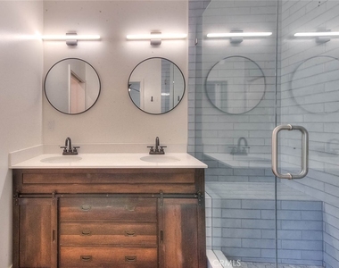 230 Mira Mar Avenue - Photo Thumbnail 23