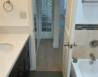 10600 Eastborne - Photo Thumbnail 10