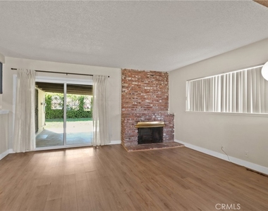 10925 Newcomb Avenue - Photo Thumbnail 4