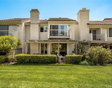 642 Colonial - Photo Thumbnail 23