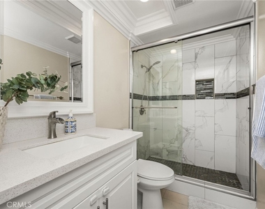 642 Colonial - Photo Thumbnail 47