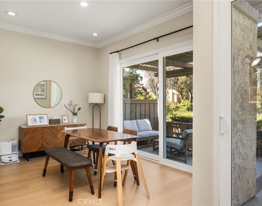 642 Colonial - Photo Thumbnail 17