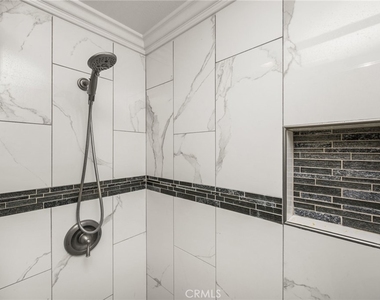 642 Colonial - Photo Thumbnail 48