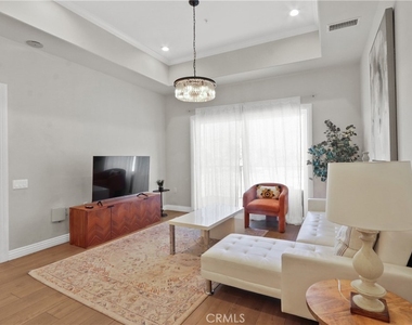 1598 Long Beach Boulevard - Photo Thumbnail 3
