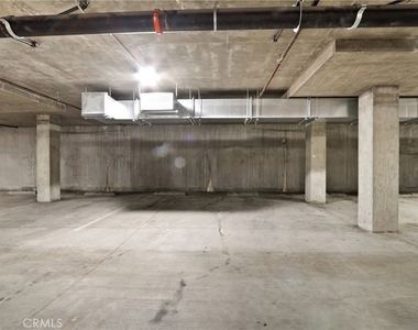 1598 Long Beach Boulevard - Photo Thumbnail 16