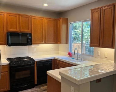 4101 Avenida Ar - Photo Thumbnail 1