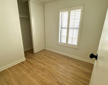 965 E Del Mar Boulevard - Photo Thumbnail 28