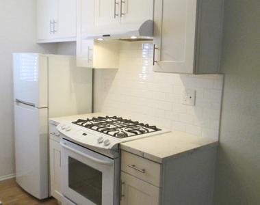 965 E Del Mar Boulevard - Photo Thumbnail 18