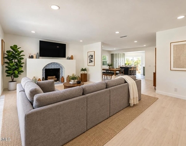 10332 Woodbridge Street - Photo Thumbnail 2
