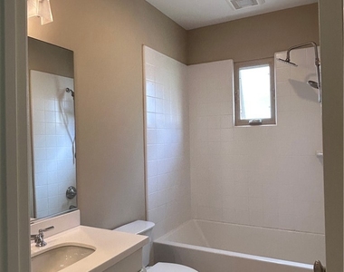 63 Elmdale - Photo Thumbnail 9