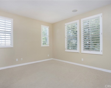 25 Thorp Spring - Photo Thumbnail 17