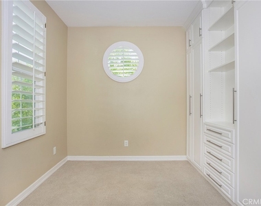 25 Thorp Spring - Photo Thumbnail 19