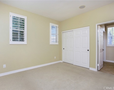 25 Thorp Spring - Photo Thumbnail 29