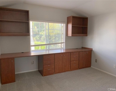 126 Winslow Lane - Photo Thumbnail 8