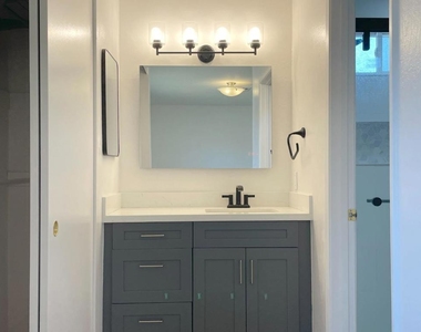 32233 Crest Lane - Photo Thumbnail 8