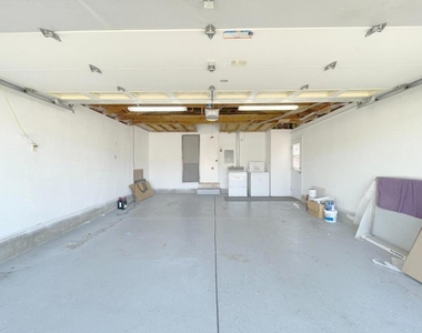 32233 Crest Lane - Photo Thumbnail 13