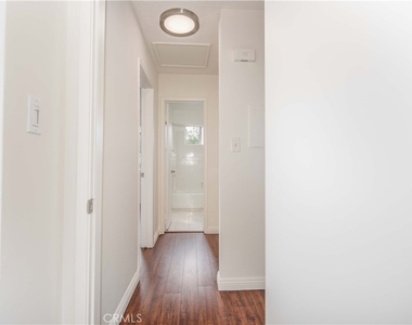 329 Orizaba Avenue - Photo Thumbnail 16