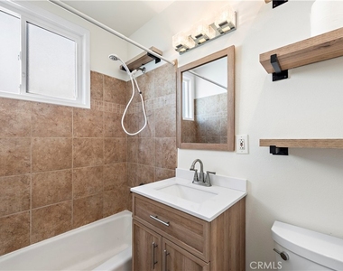 5722 Faculty Avenue - Photo Thumbnail 10