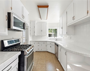 5722 Faculty Avenue - Photo Thumbnail 16