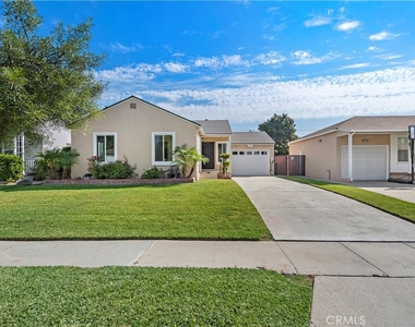5722 Faculty Avenue - Photo Thumbnail 25