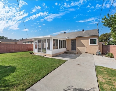 5722 Faculty Avenue - Photo Thumbnail 18