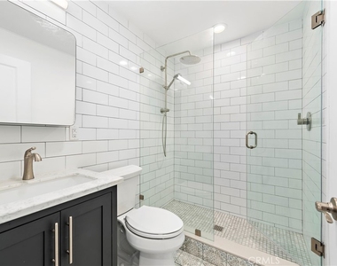 432 N Coast - Photo Thumbnail 8
