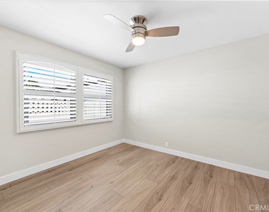 432 N Coast - Photo Thumbnail 10