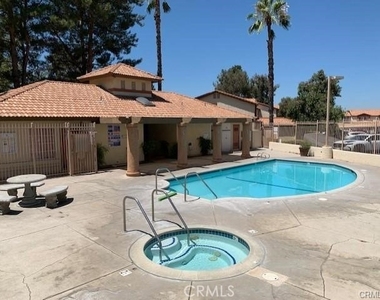 1365 Crafton Avenue - Photo Thumbnail 10