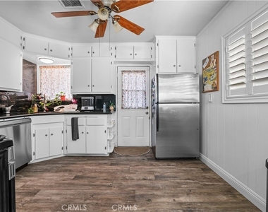 4106 Goodman Street - Photo Thumbnail 6