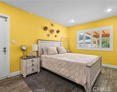 4106 Goodman Street - Photo Thumbnail 8