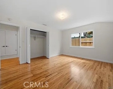 5767 Theta Place - Photo Thumbnail 9