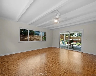 5767 Theta Place - Photo Thumbnail 12