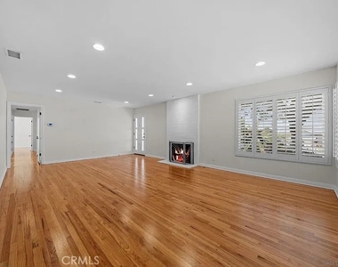 5767 Theta Place - Photo Thumbnail 4