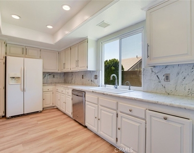 2123 Golden Hills - Photo Thumbnail 22
