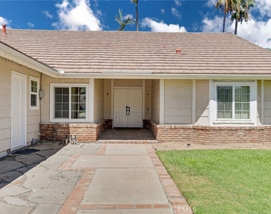 2123 Golden Hills - Photo Thumbnail 4