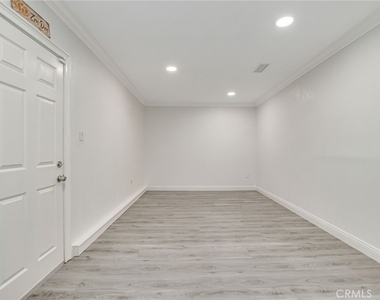 2123 Golden Hills - Photo Thumbnail 37