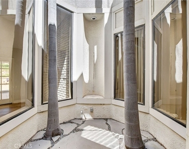 2123 Golden Hills - Photo Thumbnail 24