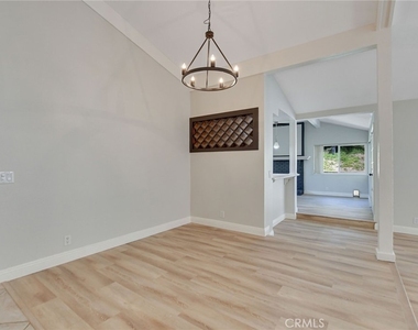 2123 Golden Hills - Photo Thumbnail 12