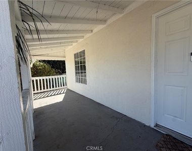 9384 Fontana Ave - Photo Thumbnail 13