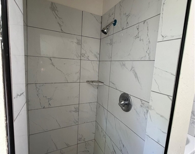9384 Fontana Ave - Photo Thumbnail 7