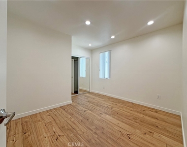 11245 Mclennan - Photo Thumbnail 4