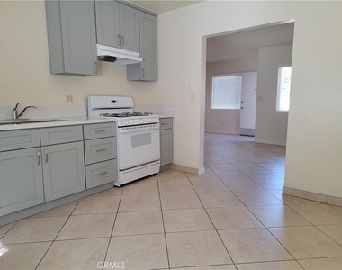 1116 W Duarte - Photo Thumbnail 5