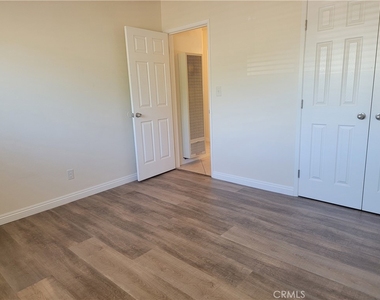 1116 W Duarte - Photo Thumbnail 15