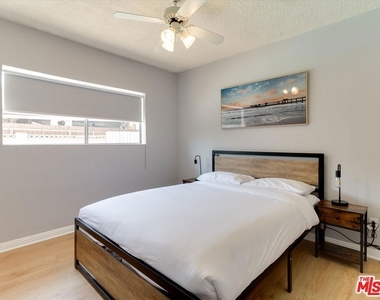 17100 Barneston Street - Photo Thumbnail 35