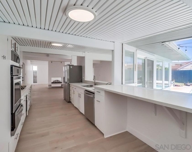 3516 Carleton Street - Photo Thumbnail 16