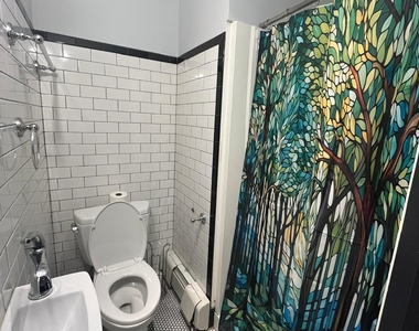 509 East 87th Street - Photo Thumbnail 6