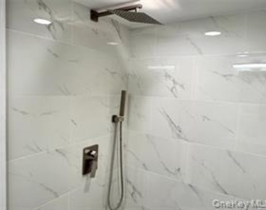 9911 Ascan Avenue - Photo Thumbnail 14