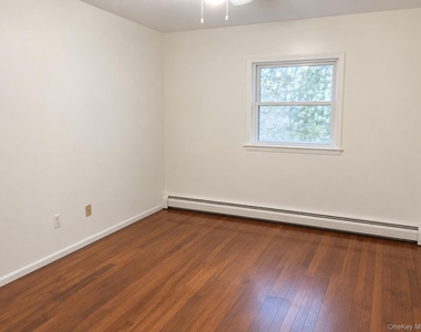 14 Lexington Hill - Photo Thumbnail 4