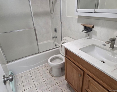 31-03 Linden Place - Photo Thumbnail 1