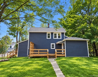11 Spring Glen Road - Photo Thumbnail 3
